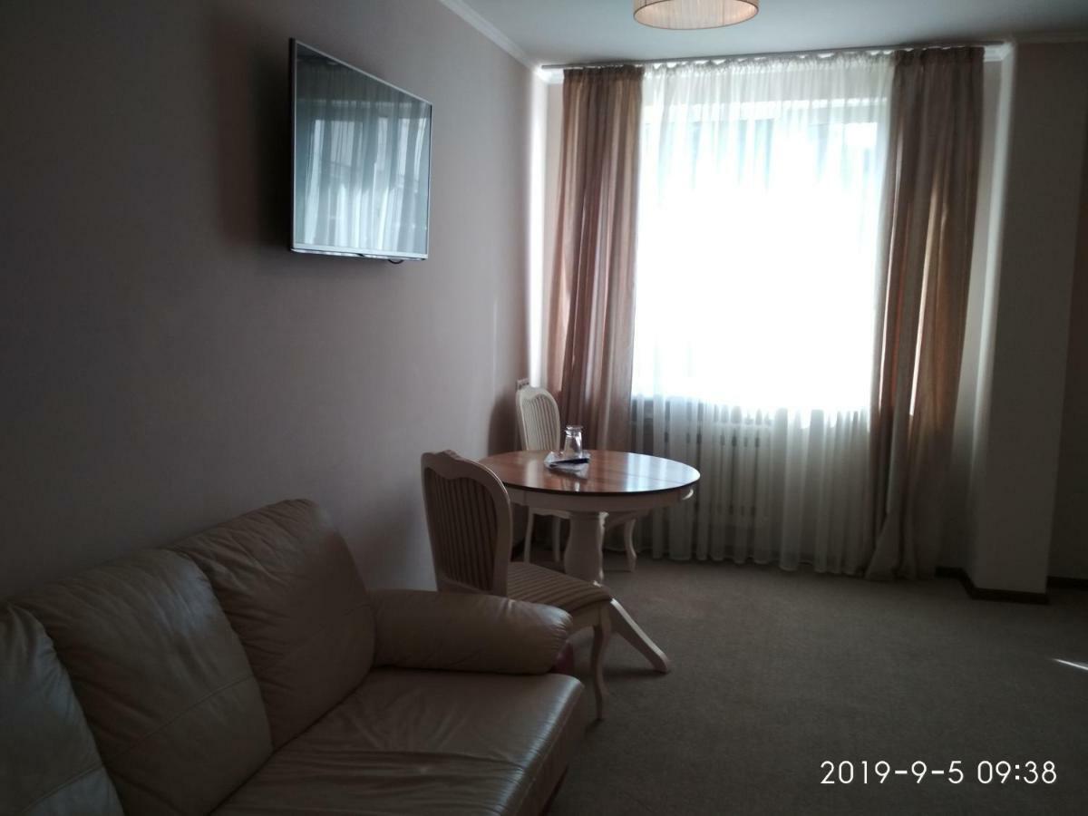 Hotel Olgas Głębokie Zewnętrze zdjęcie